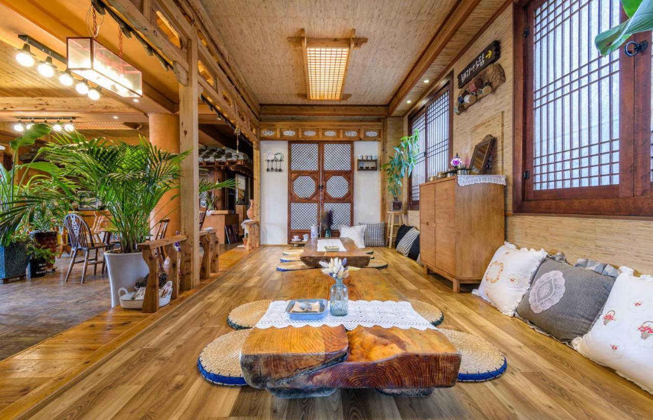 Harry And Sodam Pension เมืองเชจู ภายนอก รูปภาพ